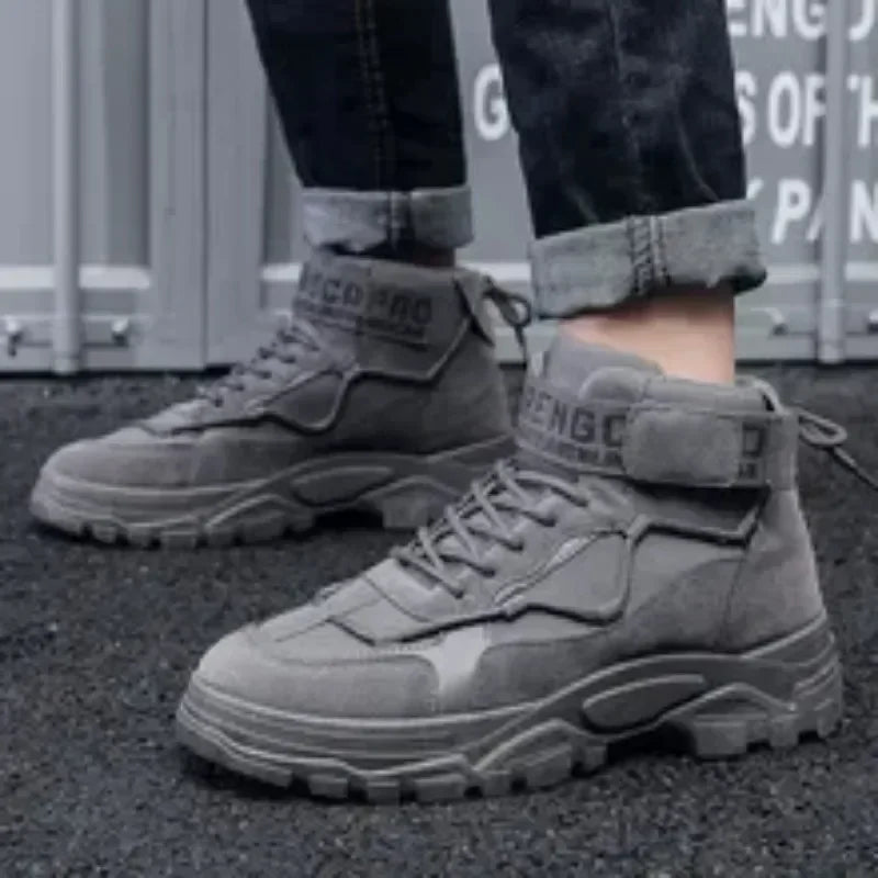 Botas Masculina Desert Antiderrapante - Casuais e para Trilhas.