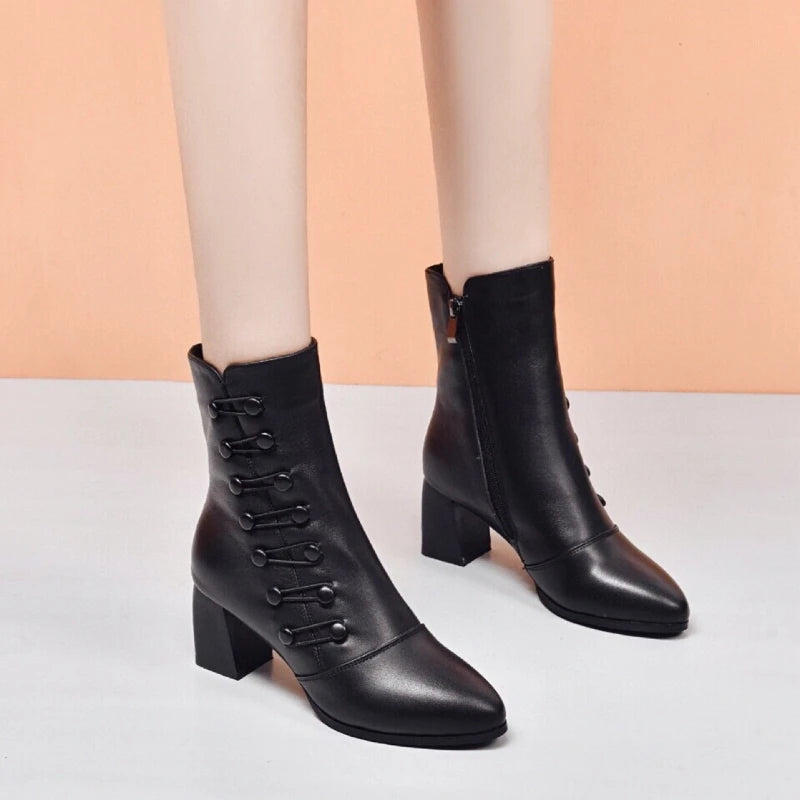 Botas Femininas Chelsea - Casual modelo 2024 inverno/outono.