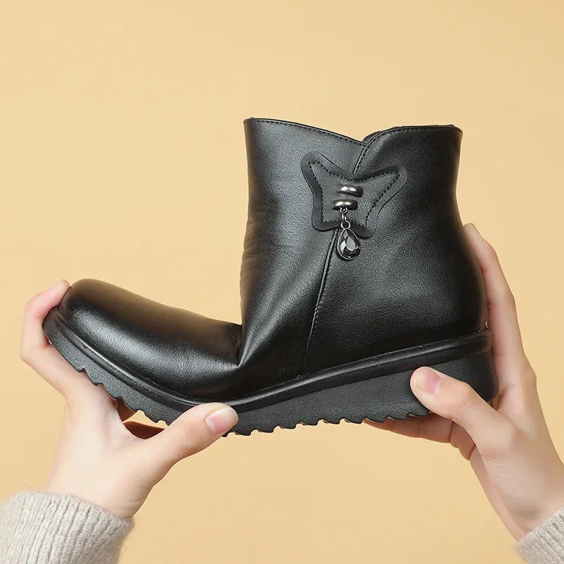 Botas de Inverno Femininas - Bota com solas macias, forro interno coleção 2024.